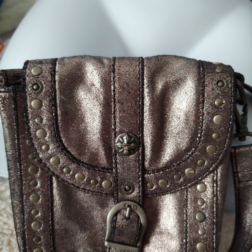 Harley Davidson Silver Leather Metallic Crossbody Bag Biker Rocker Loop Vixen - Picture 2 of 8